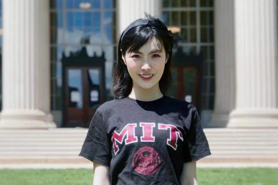 流星或太阳!广州女孩要卖“数学大脑”给华尔街|热财经
