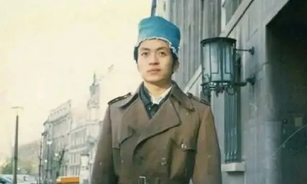 她不会回来了