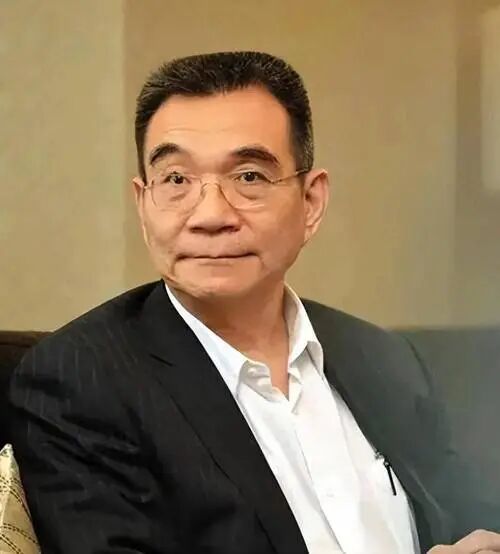 ������У��¼ �� ������Ү³��ѧ�������ĳ������ս��