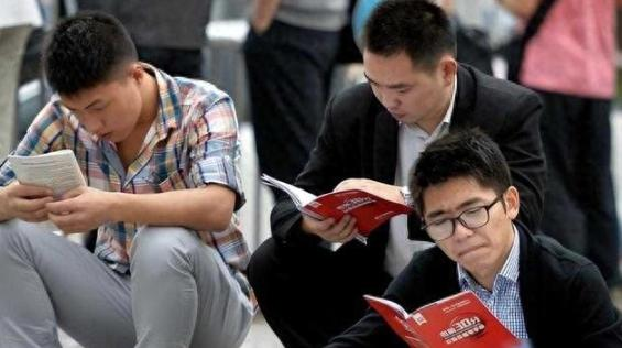 清华大学副教授刘瑜:我认识大量平庸得令人发指的文科博士