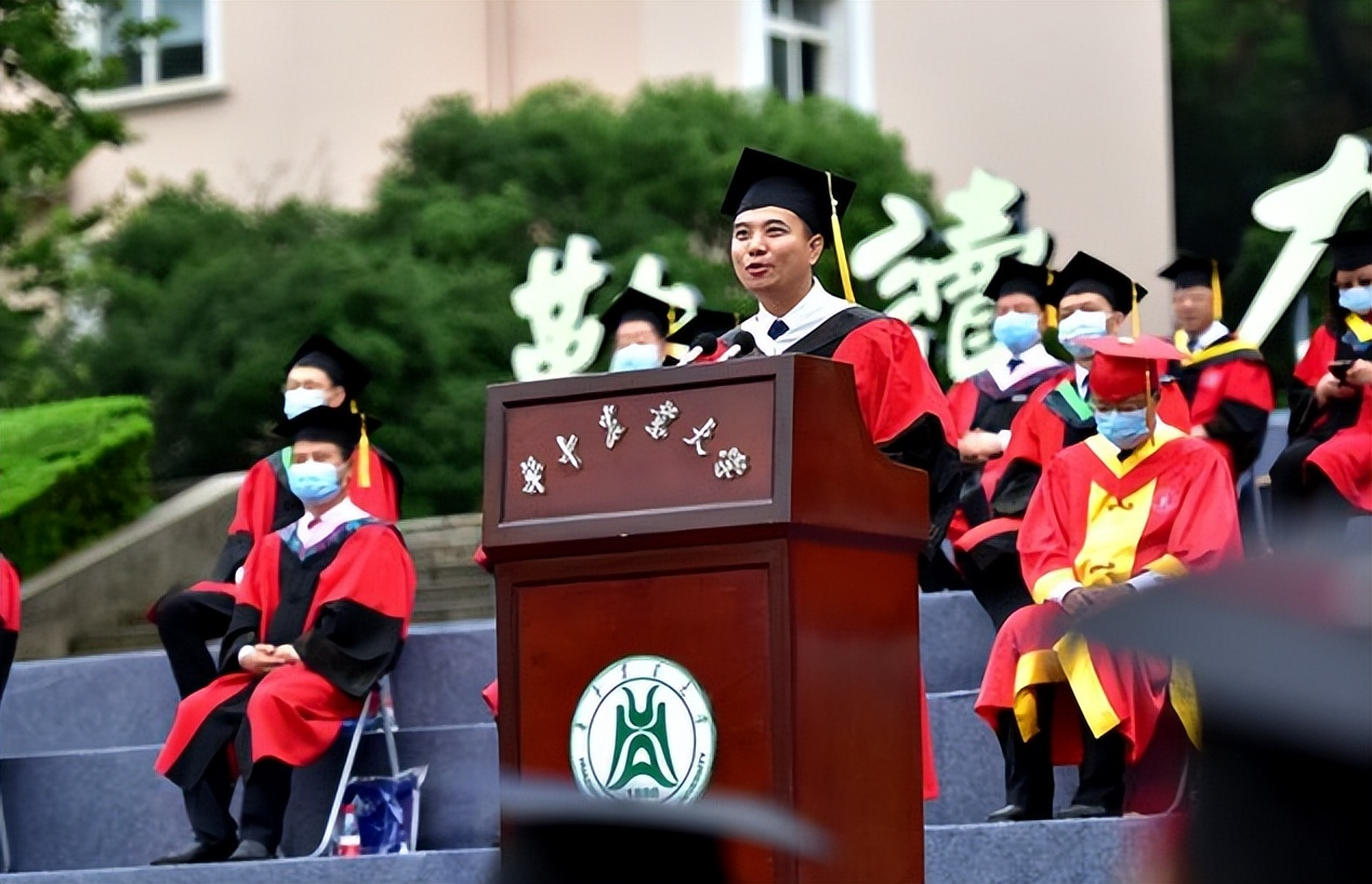 清华大学副教授刘瑜:我认识大量平庸得令人发指的文科博士