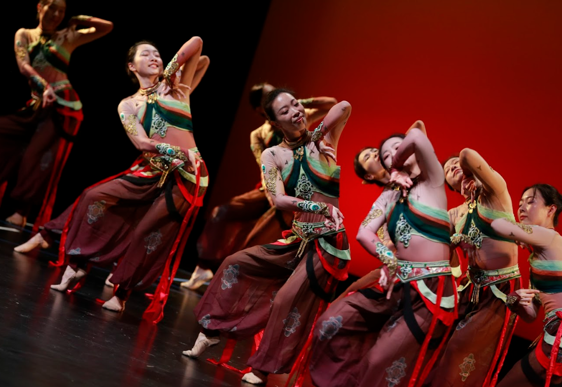 【载歌在谷 马年春晚】2026春晚预审顺利收官:群星竞放,共迎文化嘉年华马踏新章 · 盛事将启