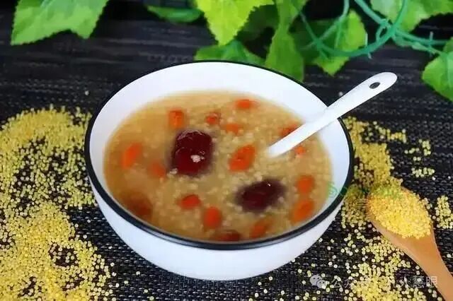 上海专家发现:吃甜食的老人,健康指数是吃蔬菜的人的8倍不止?