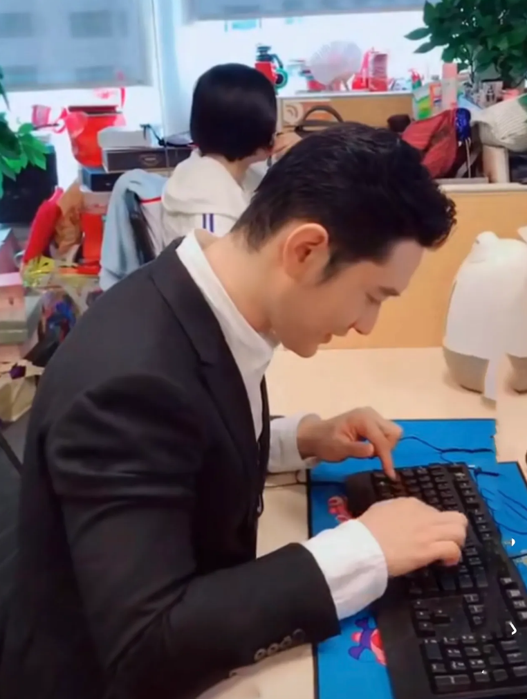 �������ǣ�Ǯ׬���ˣ����Ѷ���ʿ