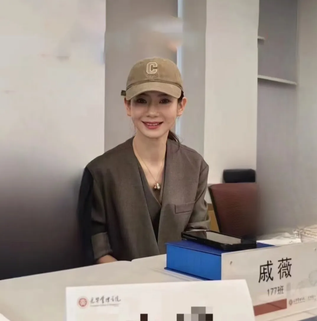 �������ǣ�Ǯ׬���ˣ����Ѷ���ʿ