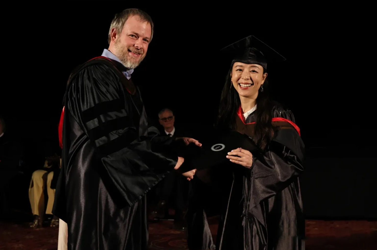 �������ǣ�Ǯ׬���ˣ����Ѷ���ʿ