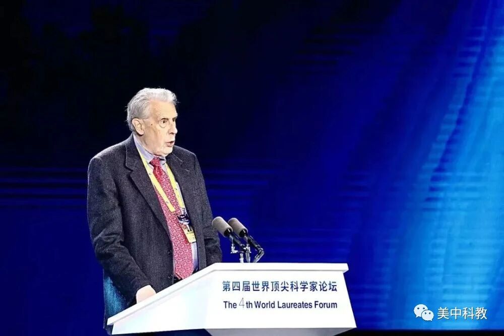 图灵奖得主:中国顶尖大学新生比斯坦福新生优秀,但4年后却……