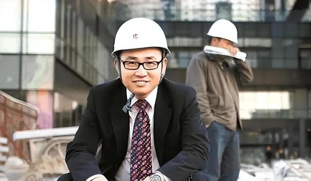 ��ʯ�ٷ���Ȼ����������չ�̣��Ұ��ʲ���ģ��ͻ��400�������