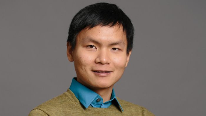 ֪������AI�о�Ա�����ķ��������ְ������ʦ����ѧ�����ͩ����˹�������ʺ򣺻���Grok���ҵ����Ʒ���