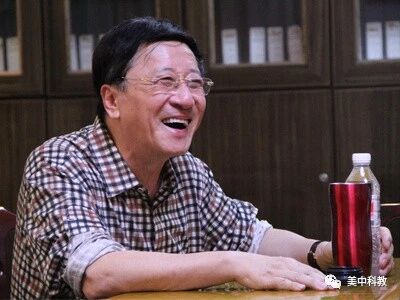 ����飺���죬�������еĽ��������˹�