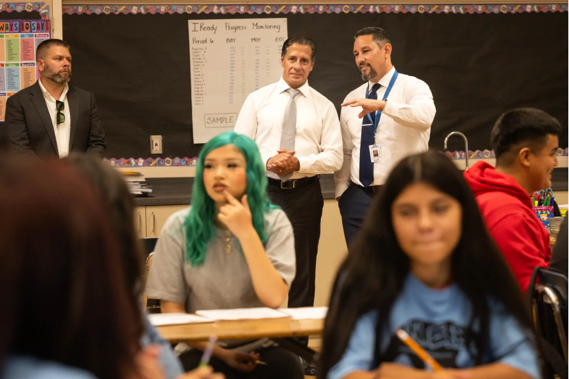 ����! ��ɼ����ʦ���չ�, ��40��ѧ���֡���ѧ���ϡ�, Ӱ�쳬1000��ѧУ, �ҳ�������!