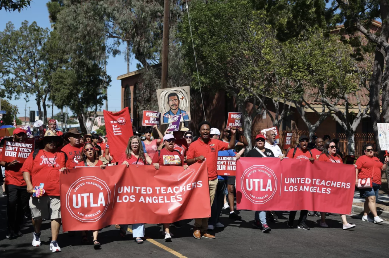 ����! ��ɼ����ʦ���չ�, ��40��ѧ���֡���ѧ���ϡ�, Ӱ�쳬1000��ѧУ, �ҳ�������!