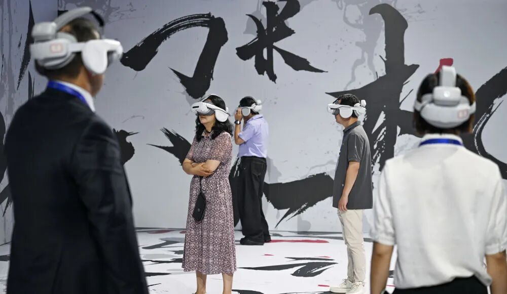 �����˳���ӿ��������Ӱ��ҵ���Ӧ�䡪����ʮ���챱�����ʵ�Ӱ�ڹ۲�