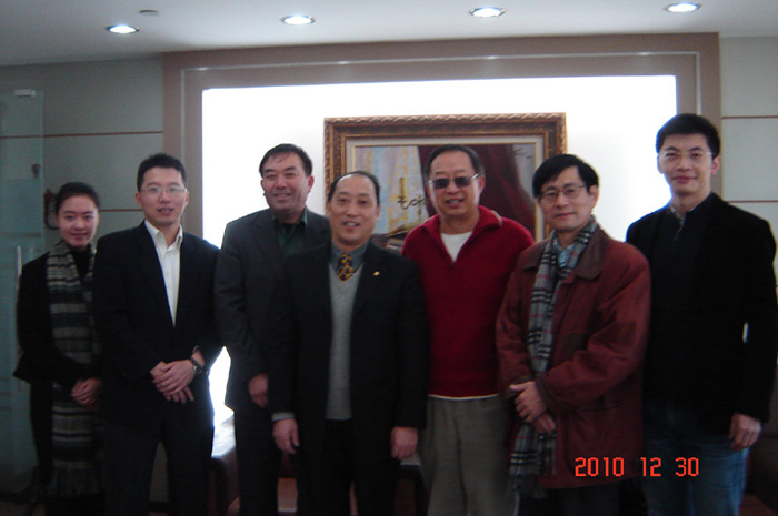 姜镇英教授、刘轶教授和杨鸣博士率团参加2010海外华人精英浦东行纪实