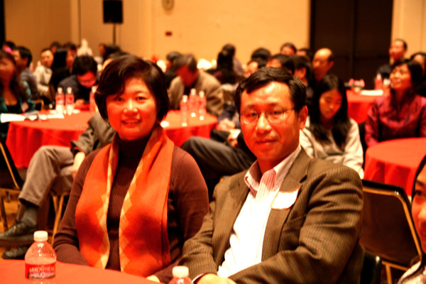 南加州华裔教授学者协会2012新春联欢报道