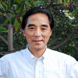 UCLA刘鸿虎教授获美国国家健康中心科研资金 研发可食用药物监视器