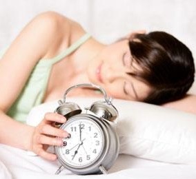 加州大学科学家：美梦有“开关”& 每晚睡六个小时就够了！