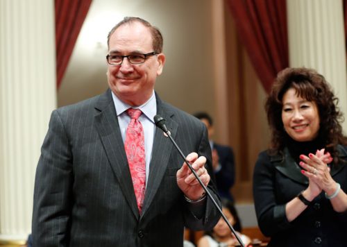 加州参议院全票通过庆祝中国农历新年决议案