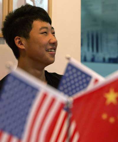《2014中国留学发展报告》： 在美就读中国小留学生10年增加60倍