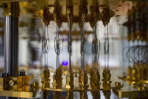 IBM宣布：成功研制出量子计算机原型机 一台单机媲美中国天河一号