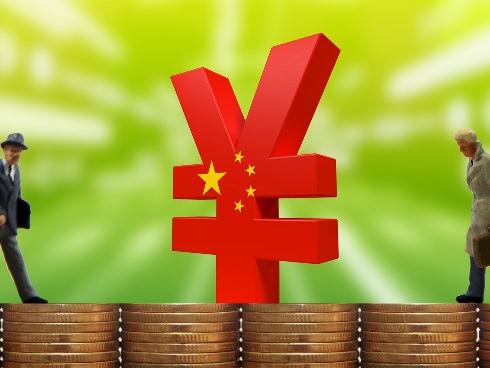 中国的实体经济正在被金融产业榨干最后一滴血！