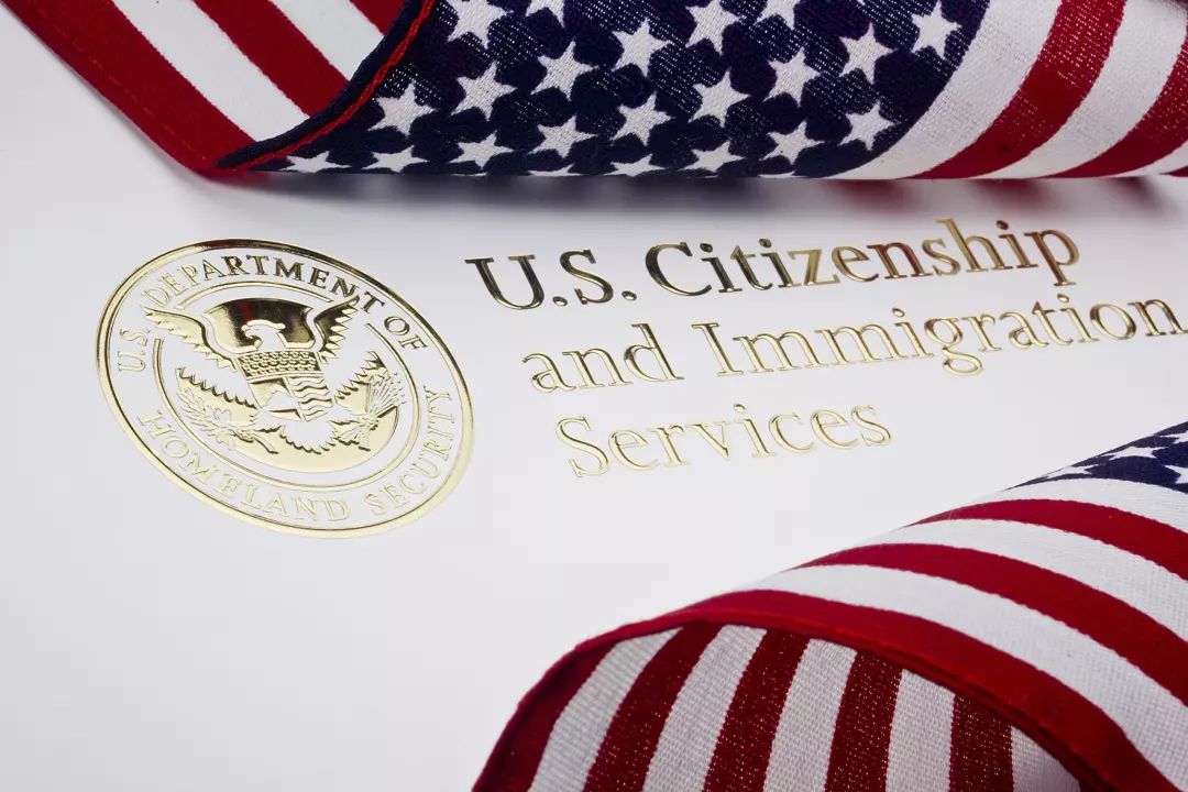 新政策丨关于美国移民局继续实施签发递解出境通知