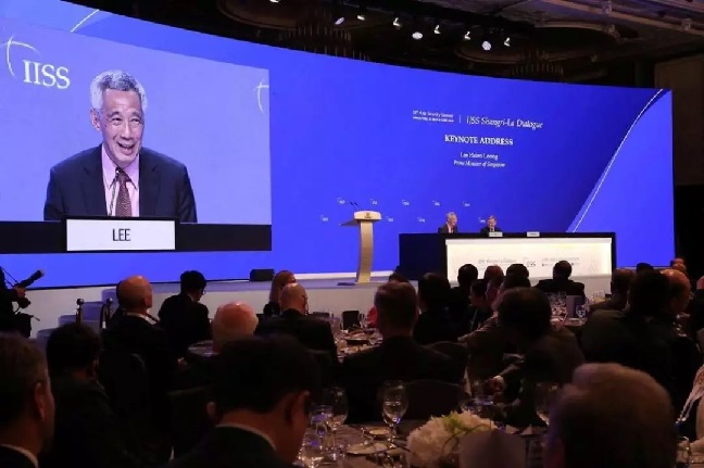 新加坡总理李显龙：全世界都必须接受中国会继续壮大的事实