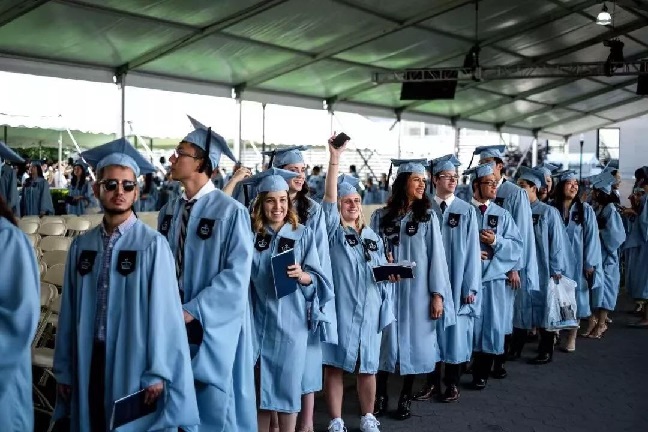 《美国2019应届毕业生就业报告》& 25个高薪专业！